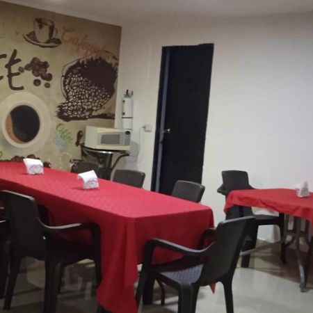 Hotel Recuerdos Del Estadio Medellín Extérieur photo