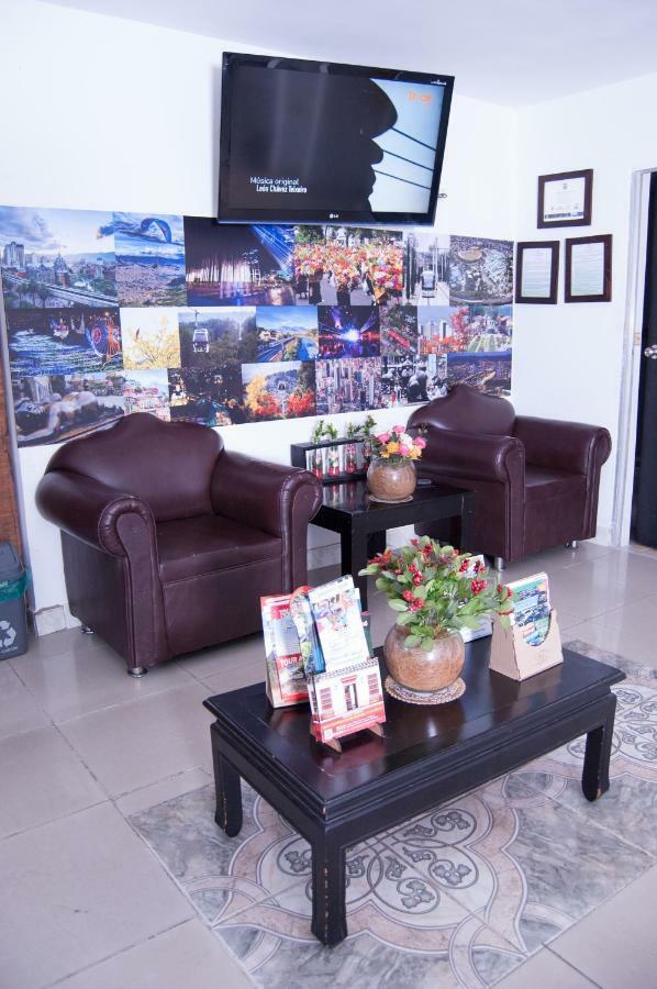 Hotel Recuerdos Del Estadio Medellín Extérieur photo