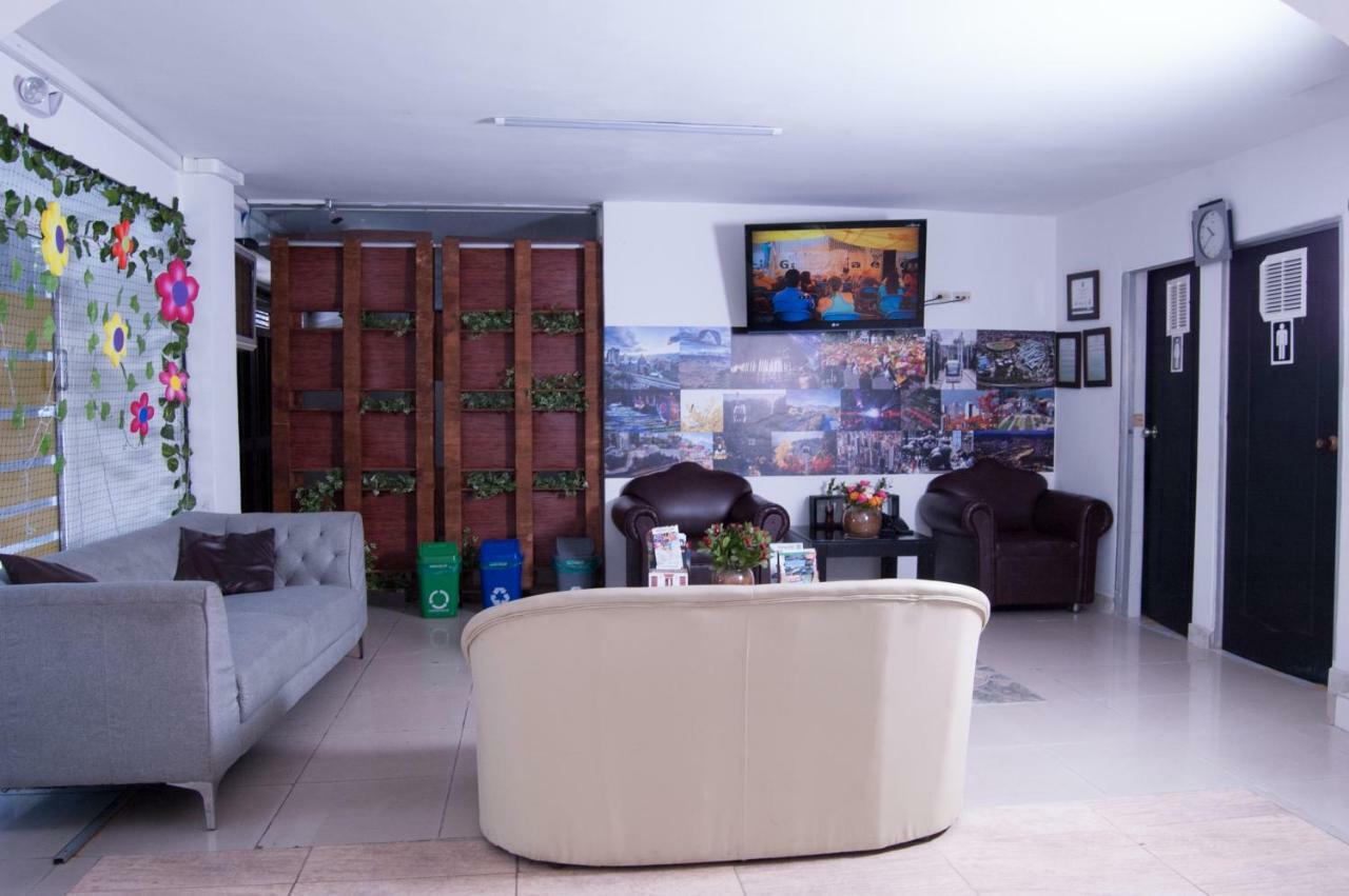 Hotel Recuerdos Del Estadio Medellín Extérieur photo